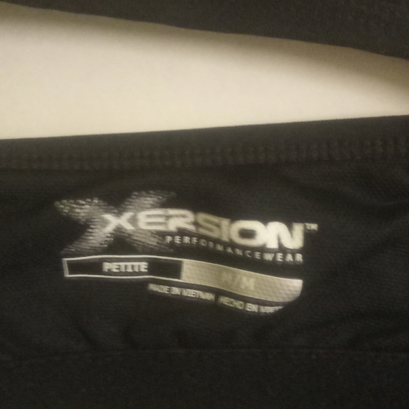 Xersion performance wear top - Picture 4 of 7